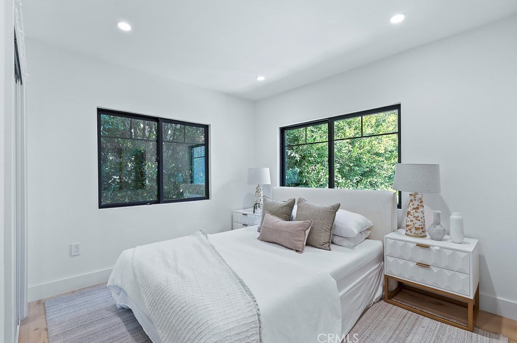411 26th St, Santa Monica CA  90402-3105 exterior