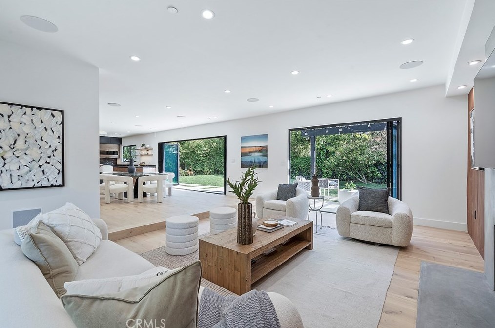 411 26th St, Santa Monica CA  90402-3105 exterior