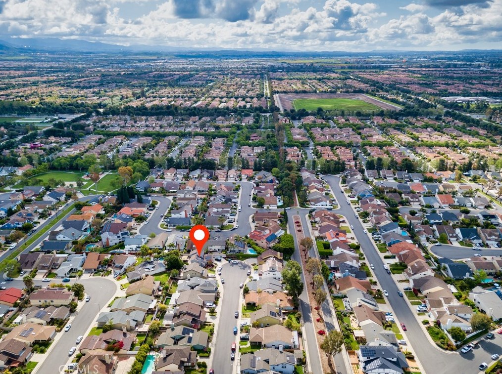 17 Whitney, Irvine CA  92620-3386 exterior