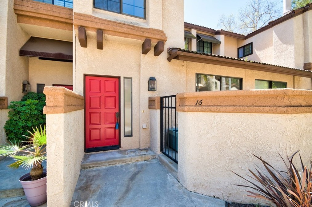16 Stony Point Pl, Pomona, CA 91766