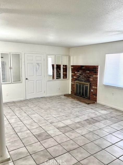 910 Lillian Dr, Barstow, CA 92311-4020