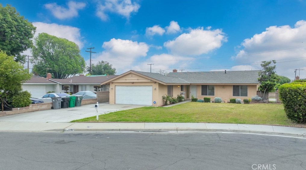4919 Yorktown Ct, Chino, CA 91710