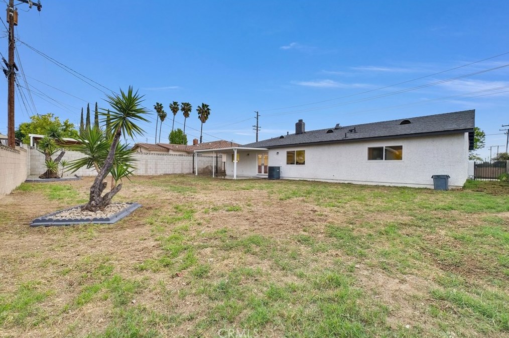 1985 Mountain Ave, Pomona CA  91767-3435 exterior