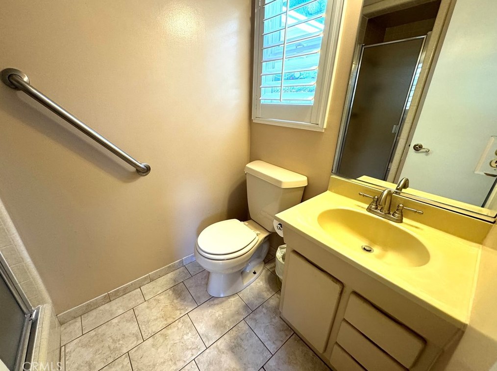 2347 Coronet Ave, Anaheim CA  92801-1534 exterior