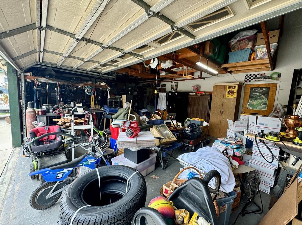 11134 Reichling Ln, Whittier CA 90606-1653 exterior