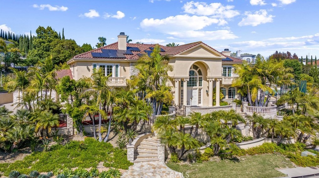 2888 Crystal Ridge Rd, Pomona, CA 91765-3668