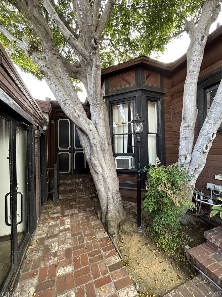 2442 State St, San Diego, CA 92101-1314