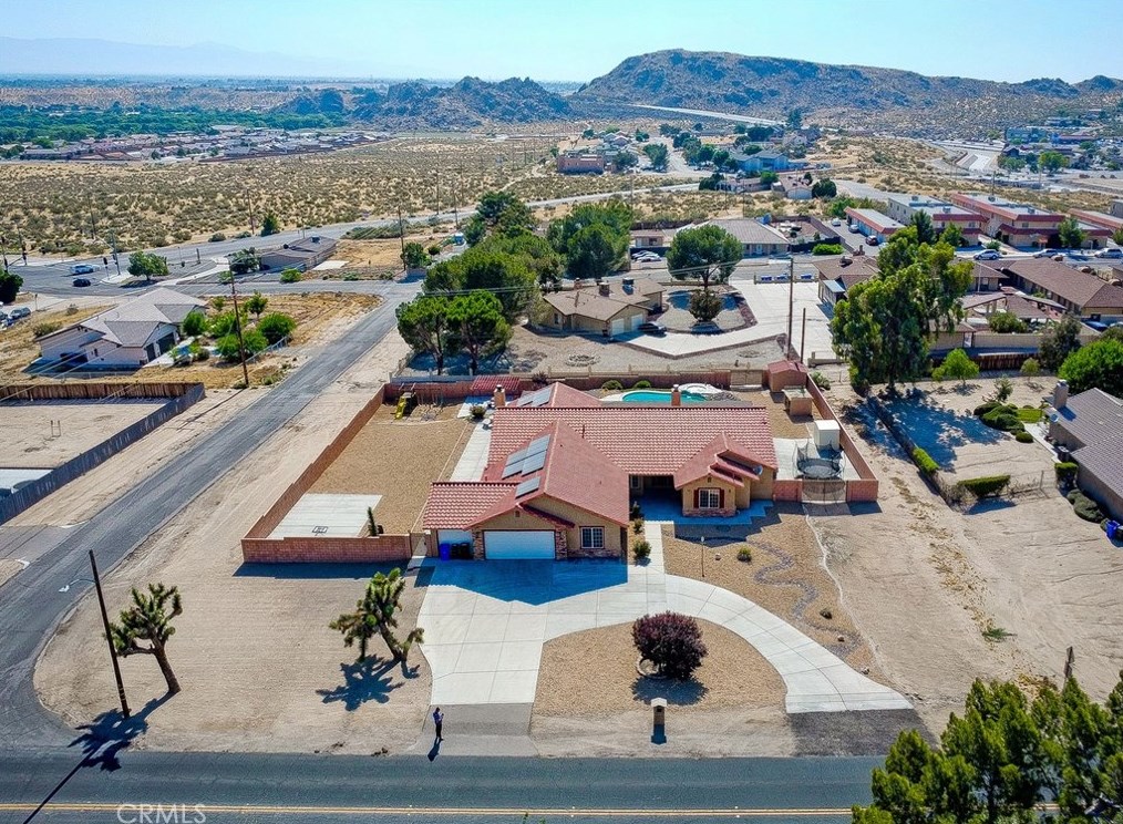 15730 Kasota Rd, Apple Valley, CA 92307