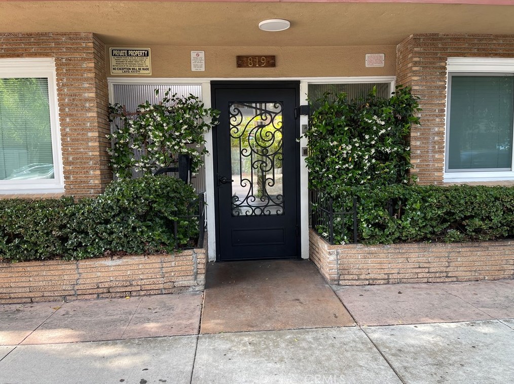 819 E 4th St #25, Long Beach, CA 90802