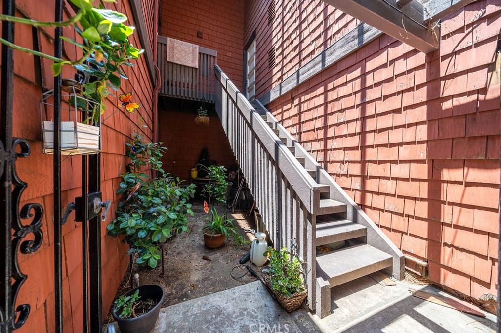 356 S Prospectors Rd #84, Pomona, CA 91765