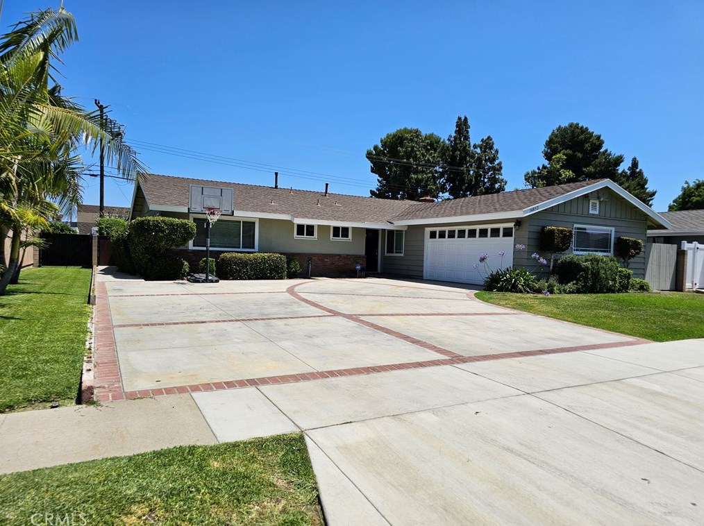 14832 Carfax Dr, Tustin, CA 92780