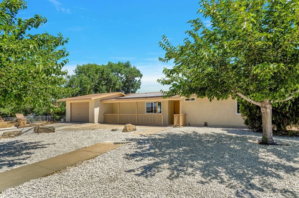 14929 Ash St, Hesperia, CA 92345