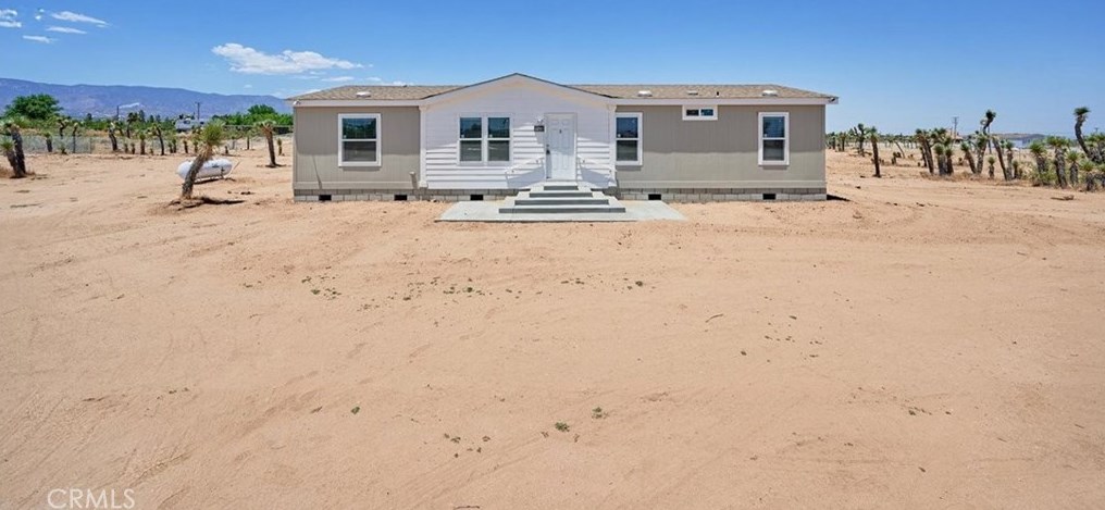 11438 Marrakesh Rd, Phelan, CA 92371