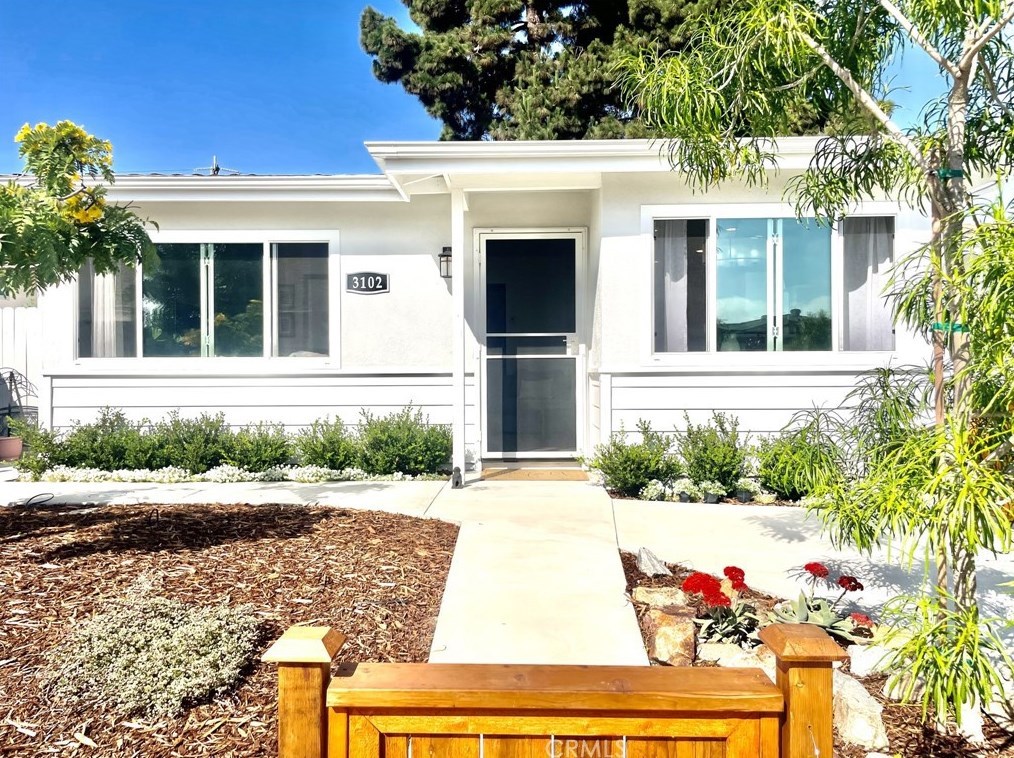 3102 Buena Hills Dr, Oceanside, CA 92056