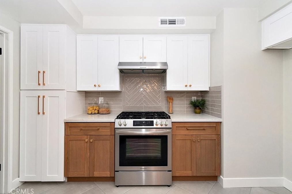 625 Sherrill St, Anaheim CA  92804-3217 exterior