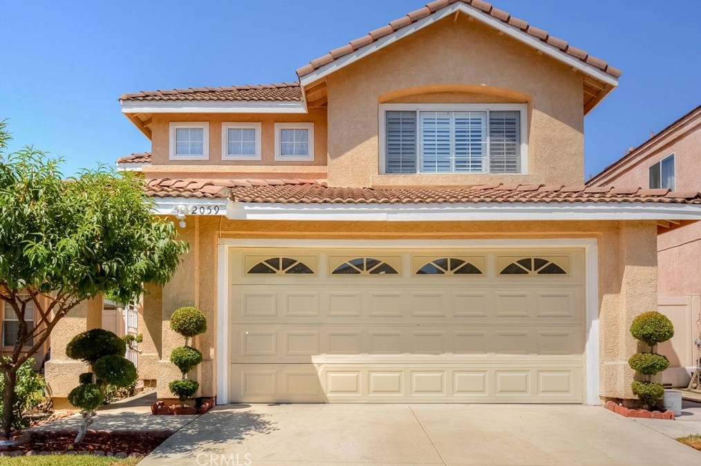 2059 Greenwood Ln, Pomona, CA 91766