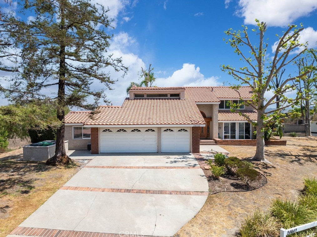 24042 Falcons View Dr, Pomona, CA 91765