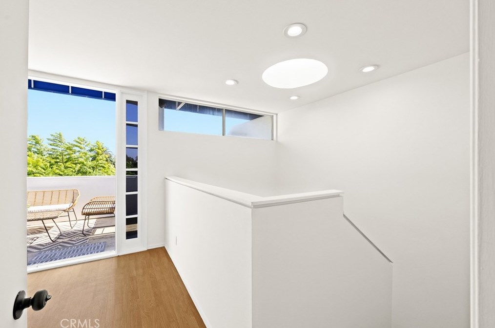 10929 Missouri Ave, Los Angeles CA  90025-5525 exterior