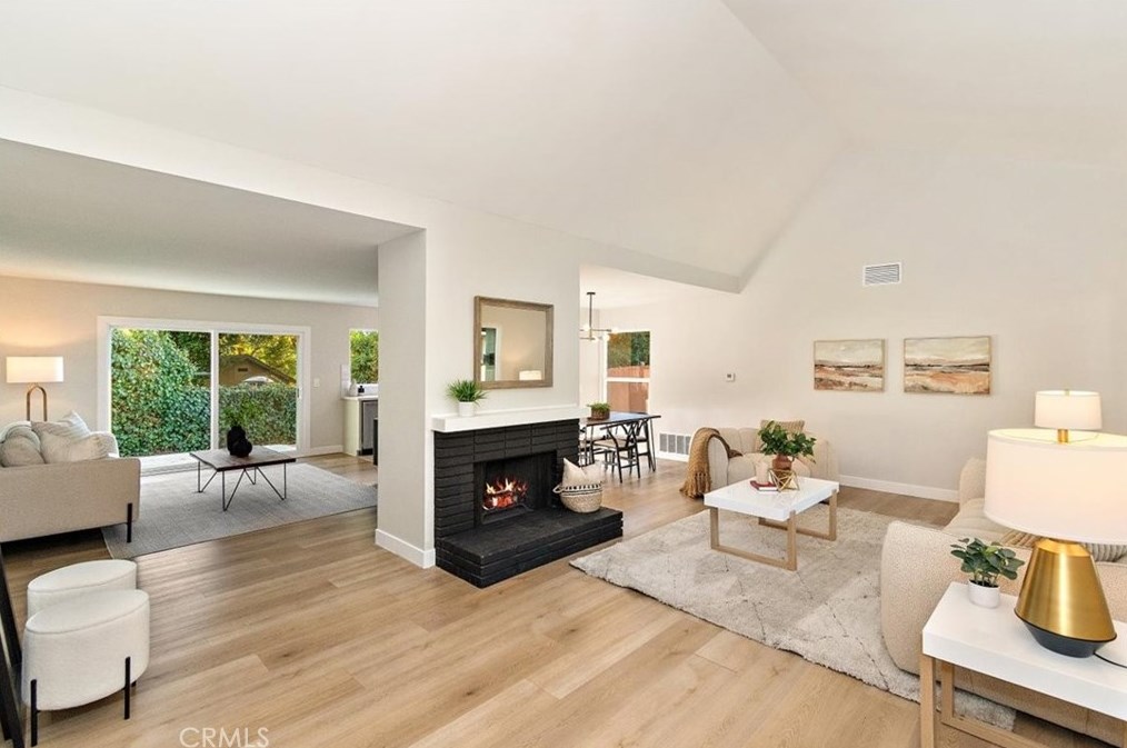 244 Crystal Ln, Pasadena, CA 91103