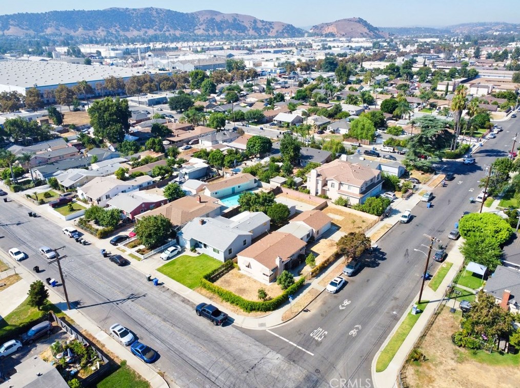 1230 Laurel Ave, Pomona, CA 91768