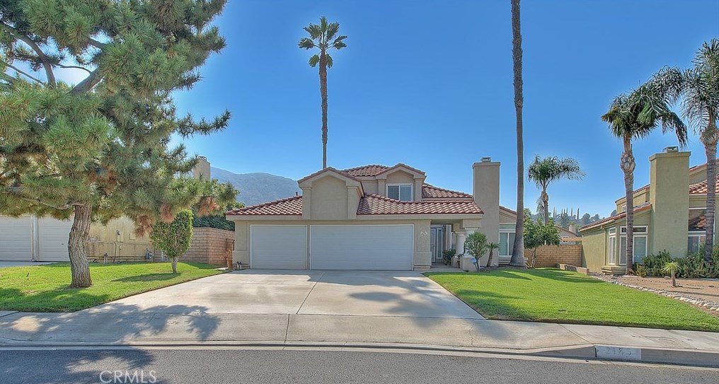 2185 Canyon Dr, Colton, CA 92324-9785