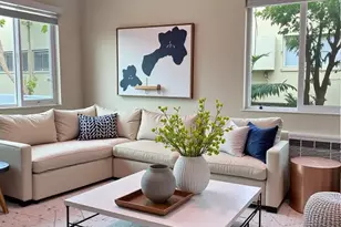 127 S Oxford Ave, Los Angeles, CA 90004 - Photo 2