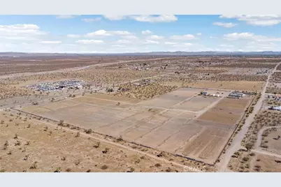 12702 Pine Tree Road, Pinon Hills, CA 92372 - Photo 8