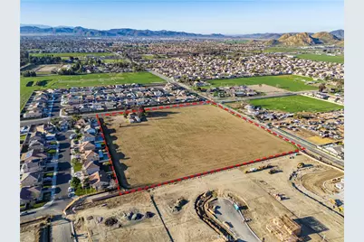 1817 W 7th Street, San Jacinto, CA 92582 - Photo 4