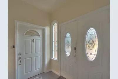 335 N Mariposa Avenue, Los Angeles, CA 90004 - Photo 4