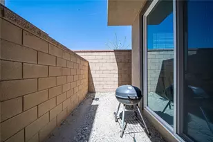 16584 Poppy Seed Ln, Fontana, CA 92336 - Photo 32