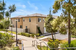 242 Chorus, Irvine, CA 92618 - Photo 8