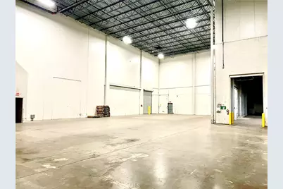 223 W B Street, Colton, CA 92324 - Photo 2