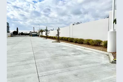 7820 Victoria Avenue, Highland, CA 92346 - Photo 10