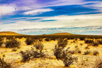 777 Valley Wells Road, Hinkley, CA 92347 - Photo 38