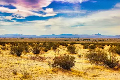 777 Valley Wells Road, Hinkley, CA 92347 - Photo 26