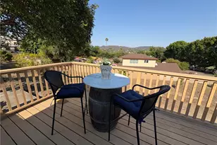 1860 Watson Way, Vista, CA 92083 - Photo 2