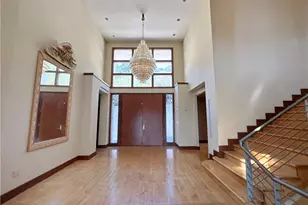 5077 Schumacher Rd, Calabasas, CA 91302 - Photo 6