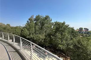 5077 Schumacher Rd, Calabasas, CA 91302 - Photo 4