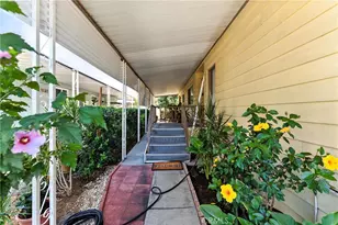 39 Round Table Dr, Riverside, CA 92507 - Photo 12