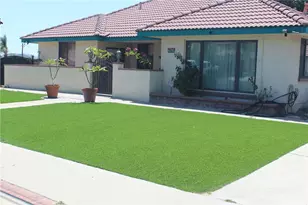 758 S Acacia Ave, Rialto, CA 92376 - Photo 2