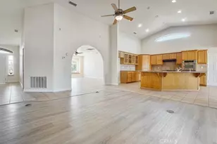 12771 Elm St, Oak Hills, CA 92344 - Photo 22