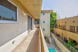 525 N Sycamore Ave, Los Angeles, CA 90036 - Photo 22