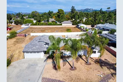 512 S Barranca Street, West Covina, CA 91791 - Photo 2