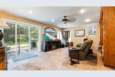 24220 Mentry Drive, Newhall, CA 91321 - Photo 16