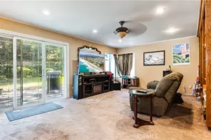 24220 Mentry Dr, Newhall, CA 91321 - Photo 16