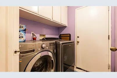 24220 Mentry Drive, Newhall, CA 91321 - Photo 22