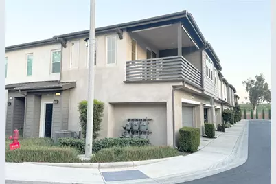2333 S Via Esplanade #25, Ontario, CA 91762 - Photo 2
