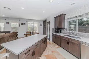 15841 Snowy Peak Ln, Fontana, CA 92336 - Photo 16