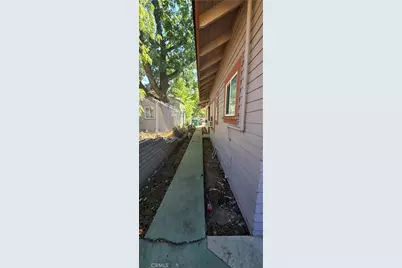 955 W Hays, Banning, CA 92220 - Photo 10