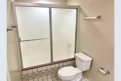 14293 Foothill Boulevard #21, Sylmar, CA 91342 - Photo 20